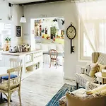 5 Vintage Hostel