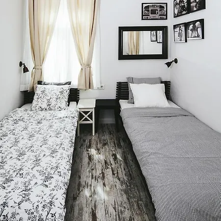 5 Vintage Hostel