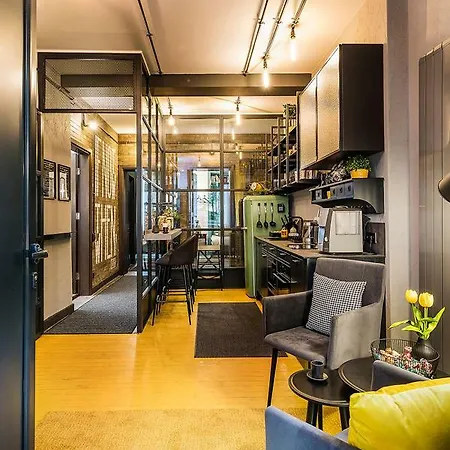 5 Vintage Hostel Sofya