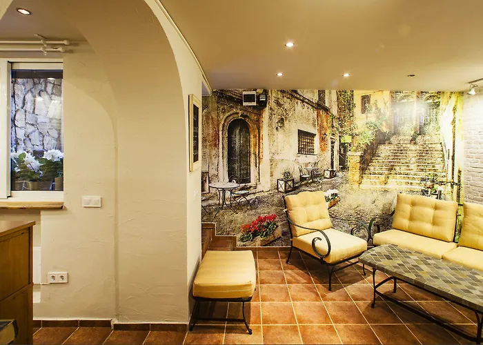 5 Vintage Albergue *